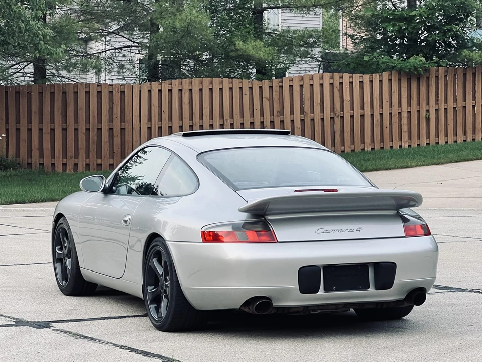 1999 Porsche 996 Carrera - Image 29 of 31