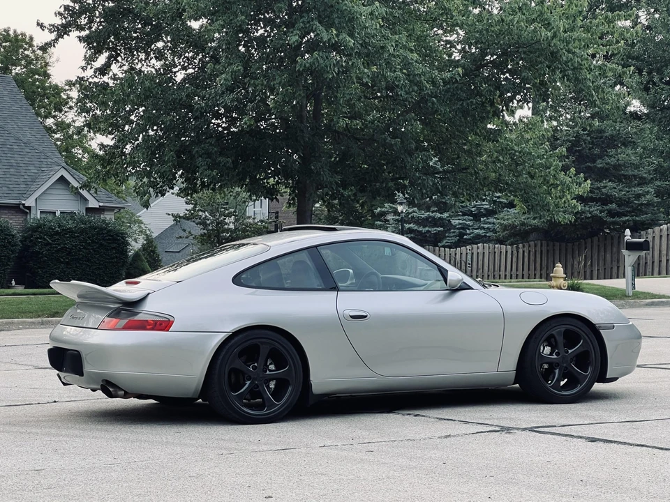 1999 Porsche 996 Carrera - Image 16 of 31