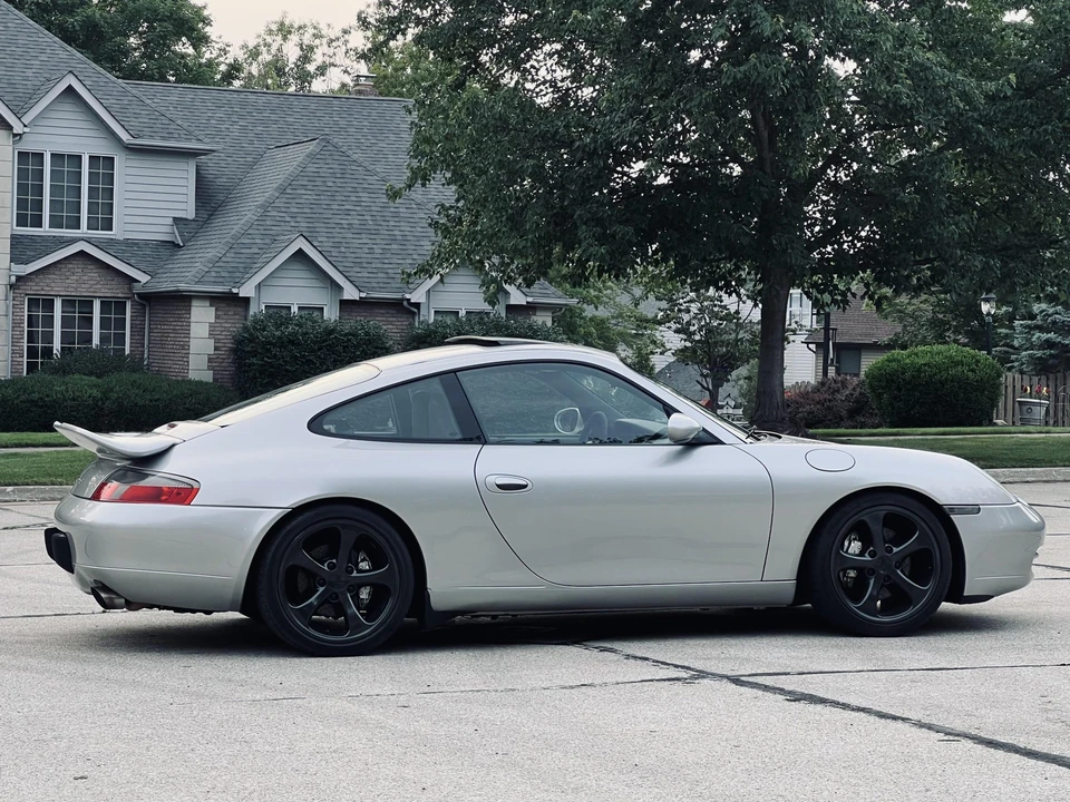 1999 Porsche 996 Carrera - Image 15 of 31