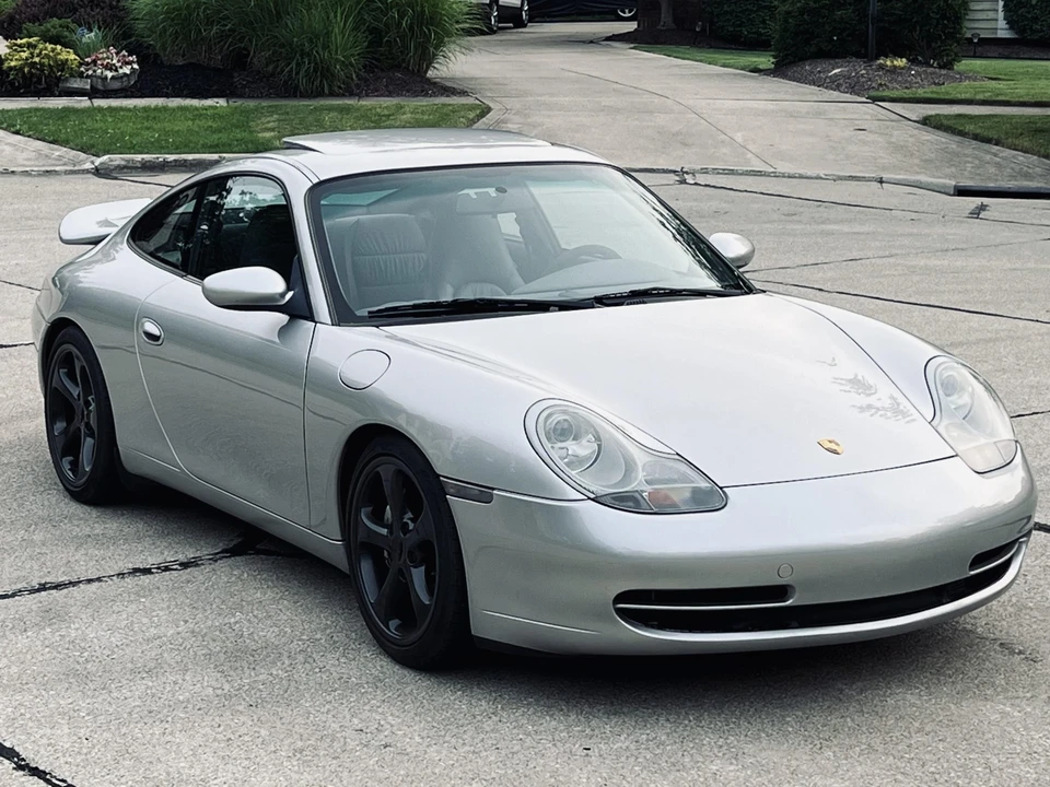 1999 Porsche 996 Carrera - Image 10 of 31