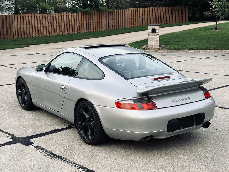 1999 Porsche 996 Carrera - Image 31 of 31