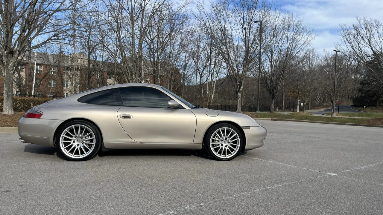 1999 Porsche 996 Carrera - Image 14 of 31