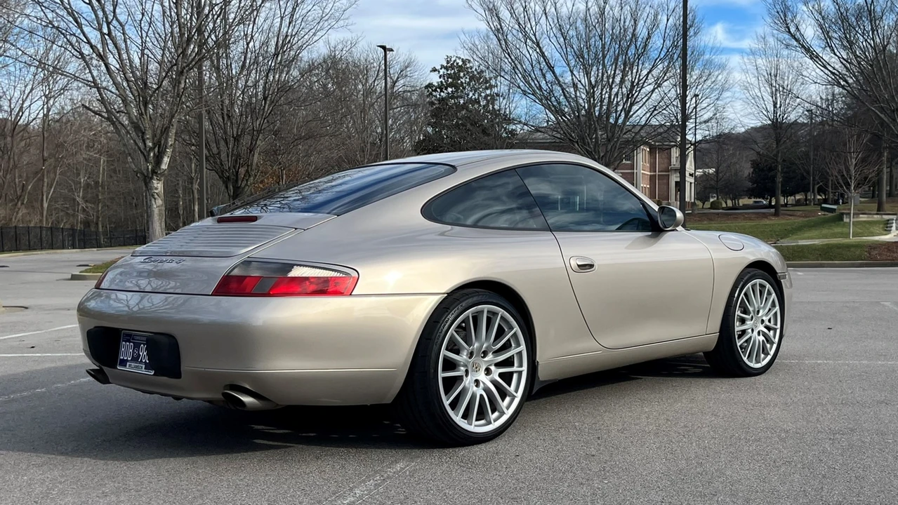 1999 Porsche 996 Carrera - Image 17 of 31