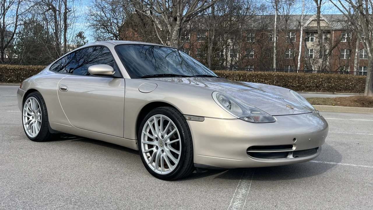 1999 Porsche 996 Carrera - Image 9 of 31