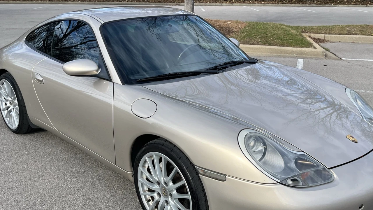 1999 Porsche 996 Carrera - Image 27 of 31