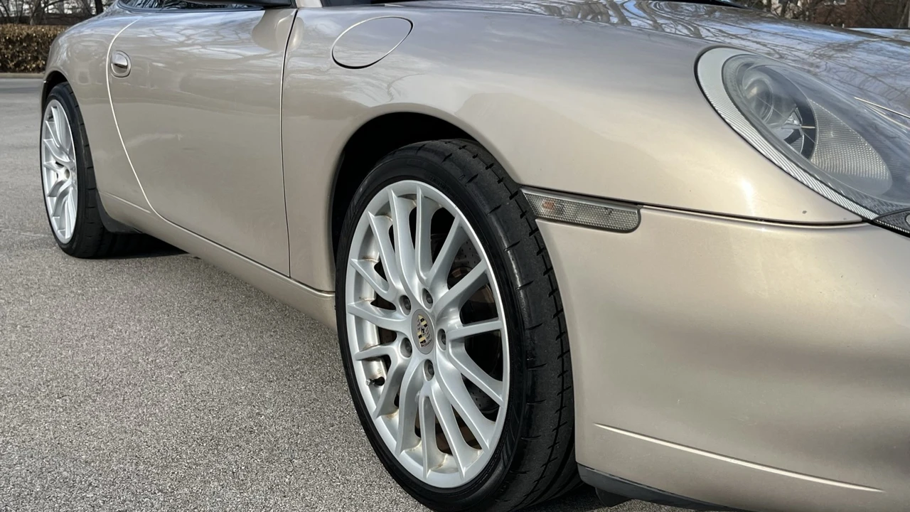 1999 Porsche 996 Carrera - Image 28 of 31