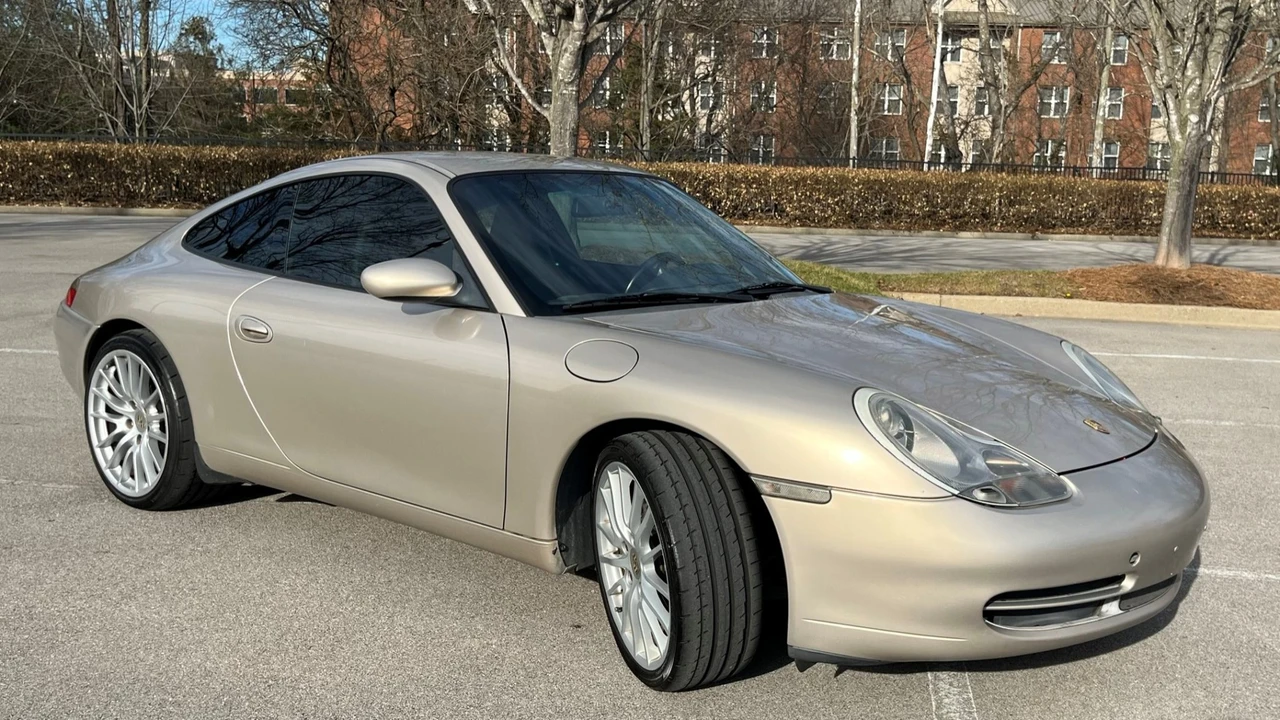 1999 Porsche 996 Carrera - Image 11 of 31
