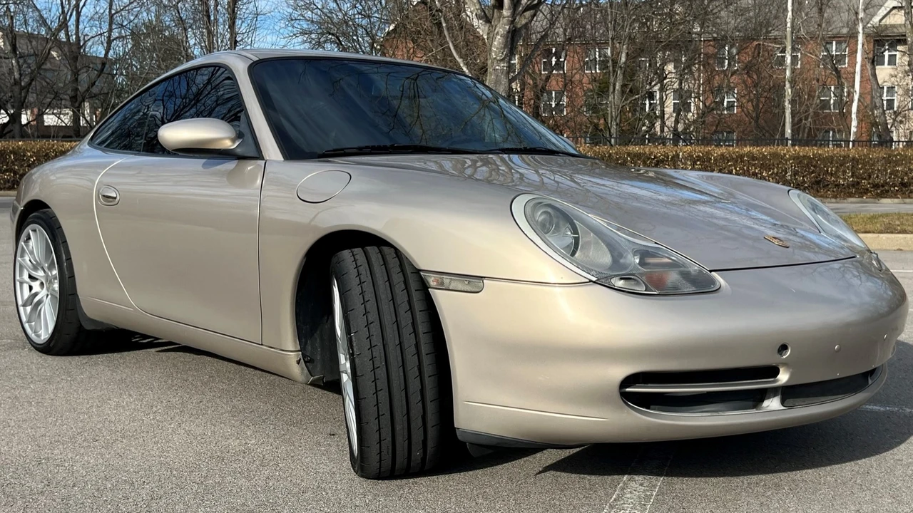 1999 Porsche 996 Carrera - Image 10 of 31