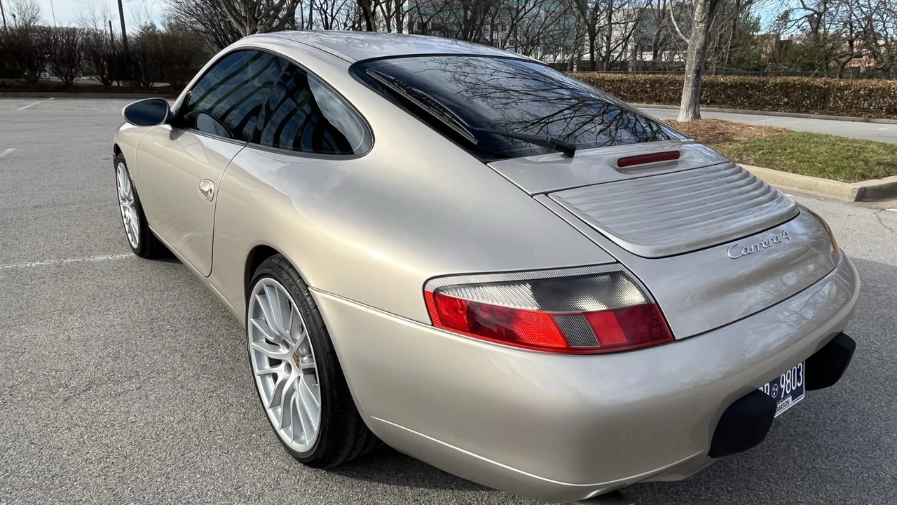 1999 Porsche 996 Carrera - Image 21 of 31