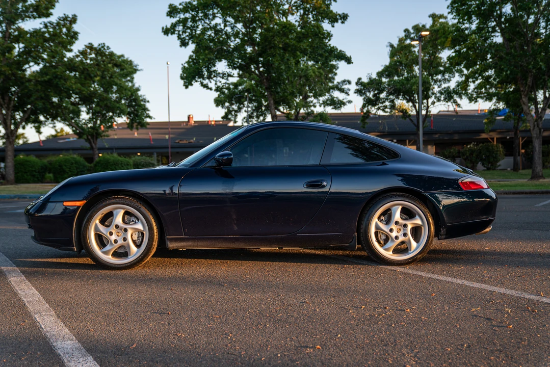 1999 Porsche 996 Carrera 4 - Image 20 of 31