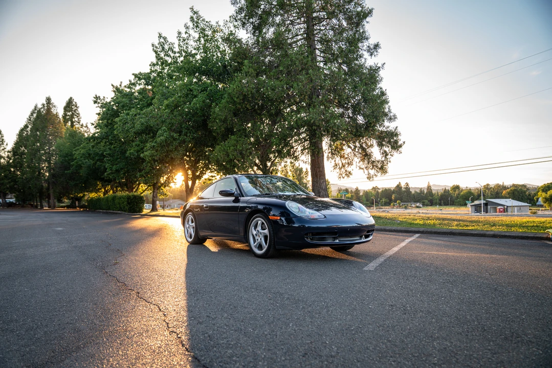 1999 Porsche 996 Carrera 4 - Image 5 of 31