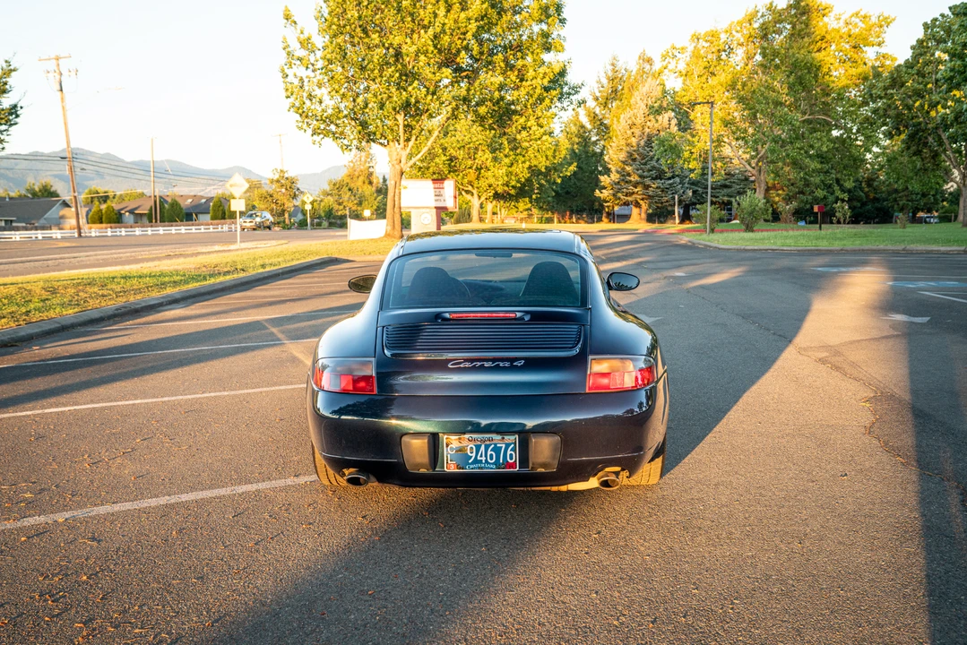 1999 Porsche 996 Carrera 4 - Image 13 of 31