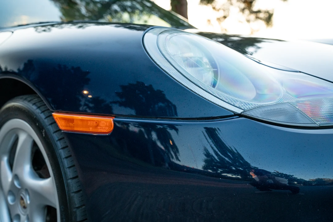 1999 Porsche 996 Carrera 4 - Image 28 of 31