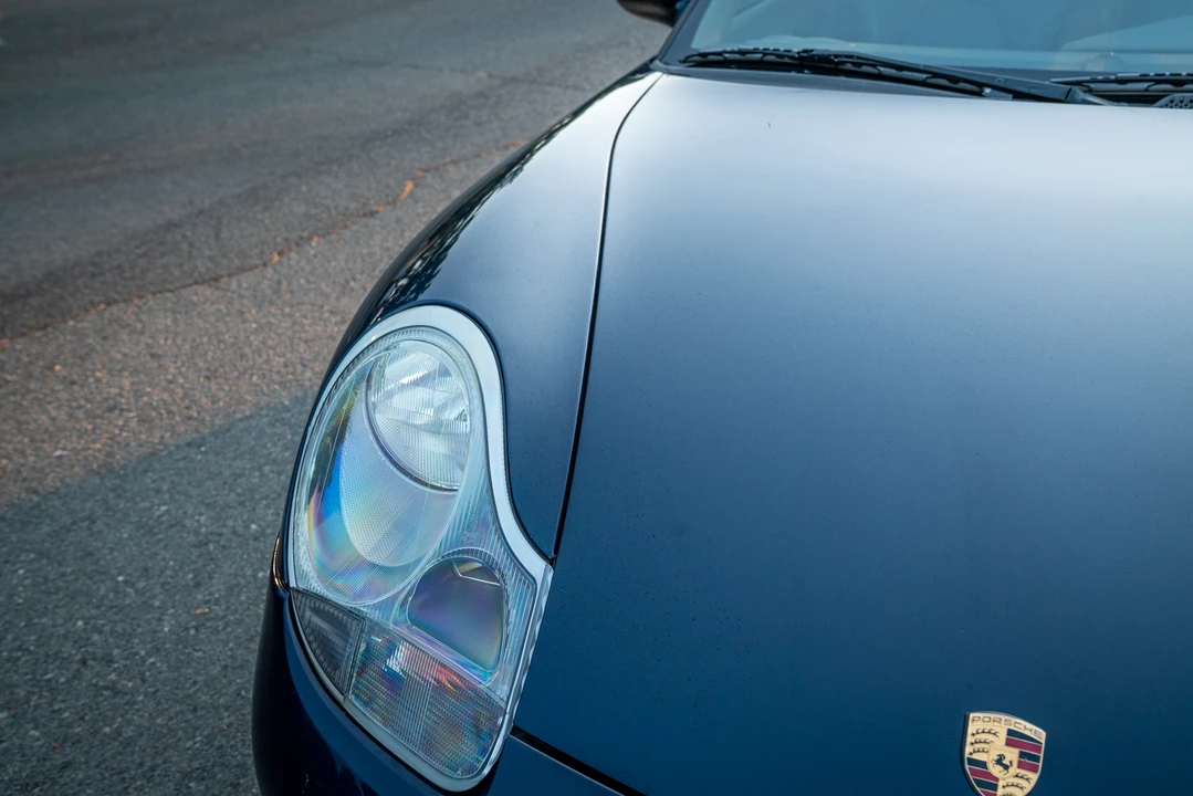 1999 Porsche 996 Carrera 4 - Image 26 of 31