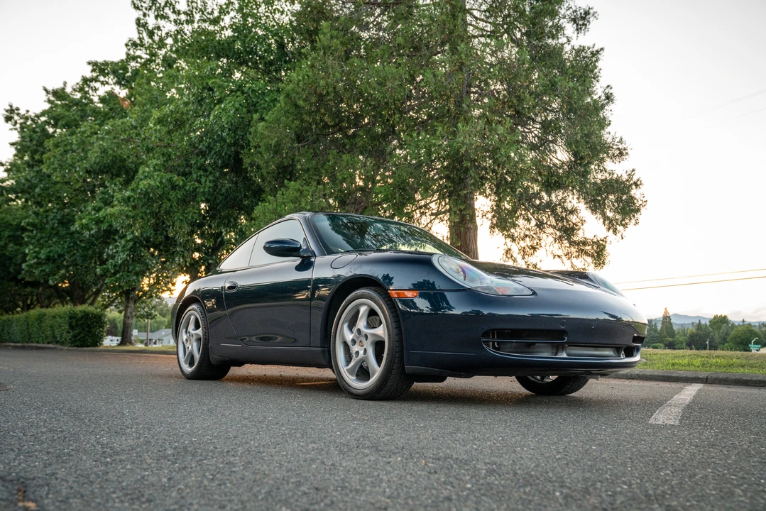 1999 Porsche 996 Carrera 4 - Image 7 of 31
