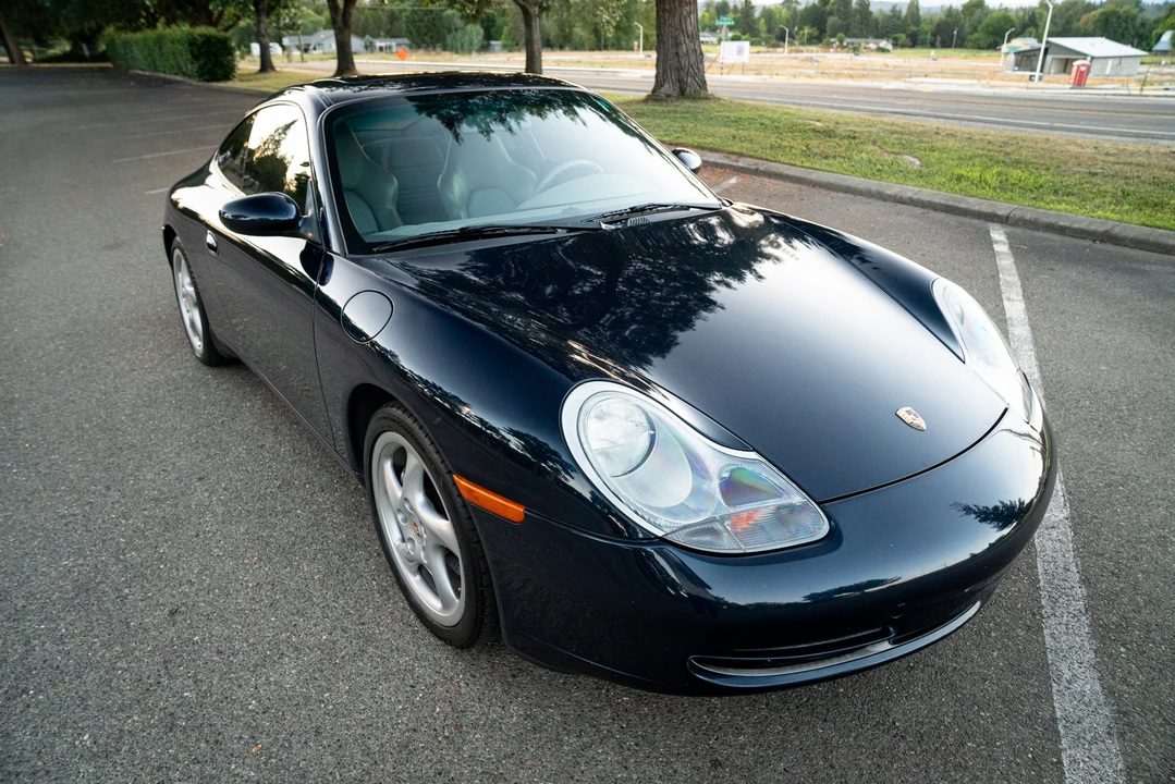 1999 Porsche 996 Carrera 4 - Image 8 of 31