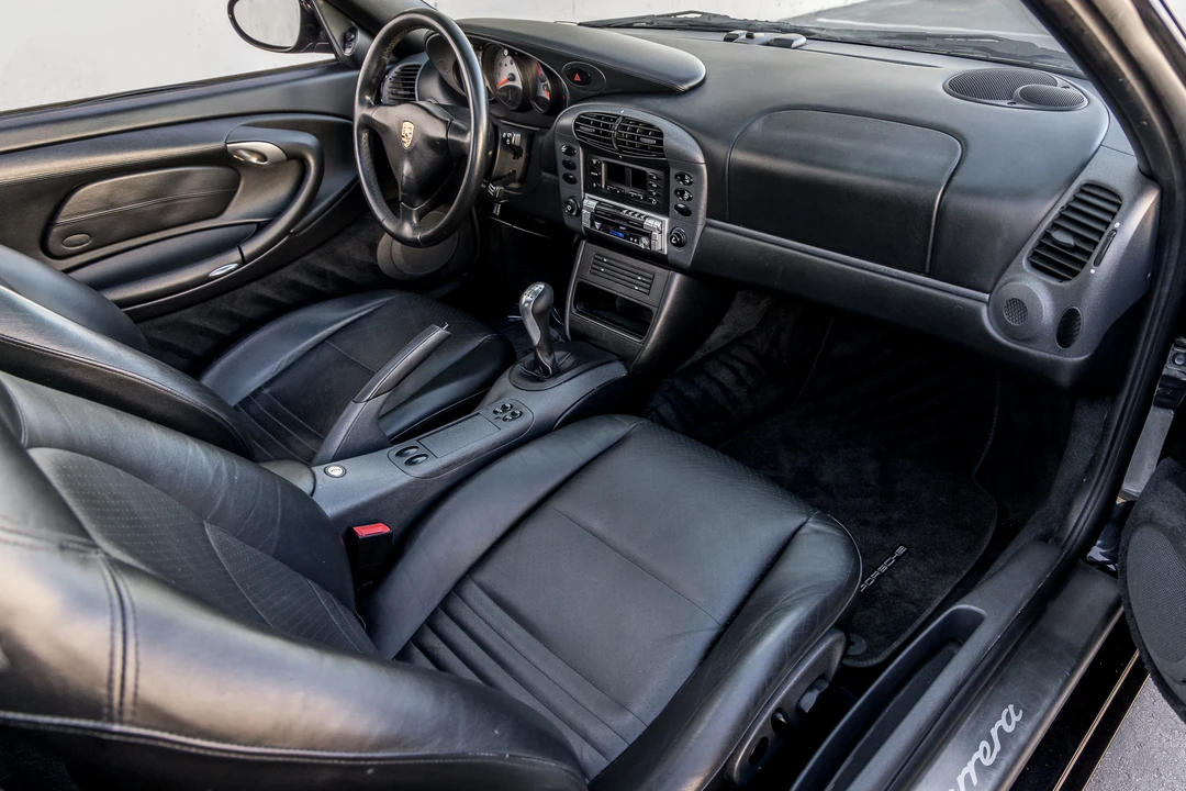 1999 Porsche 996 Carrera - Image 24 of 31