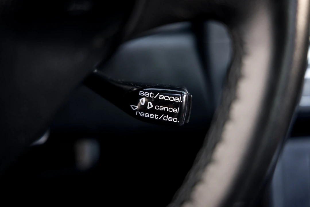 1999 Porsche 996 Carrera - Image 29 of 31