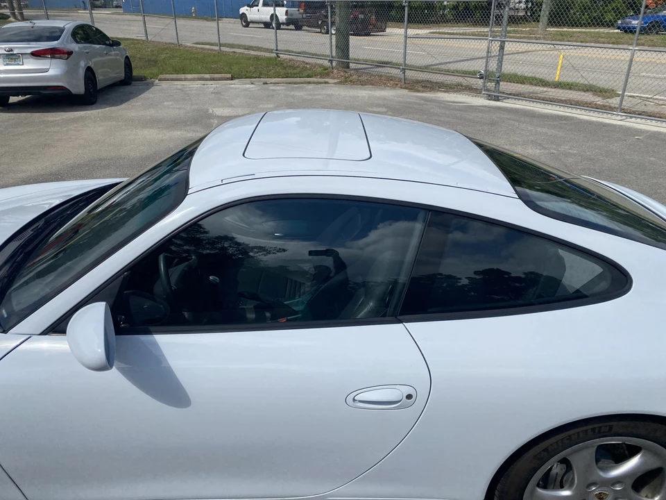 1999 Porsche 996 Carrera - Image 17 of 31