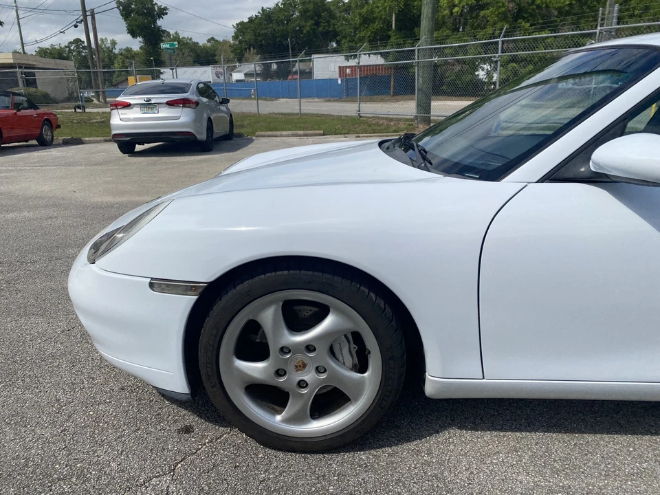 1999 Porsche 996 Carrera - Image 13 of 31