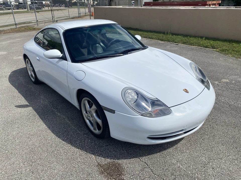 1999 Porsche 996 Carrera - Image 6 of 31