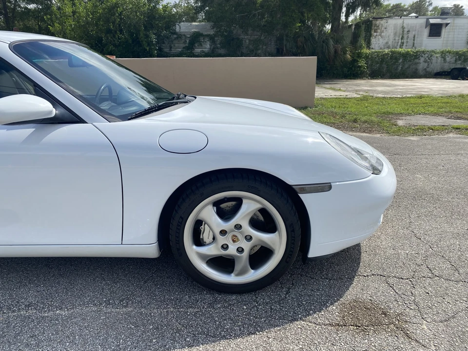 1999 Porsche 996 Carrera - Image 21 of 31