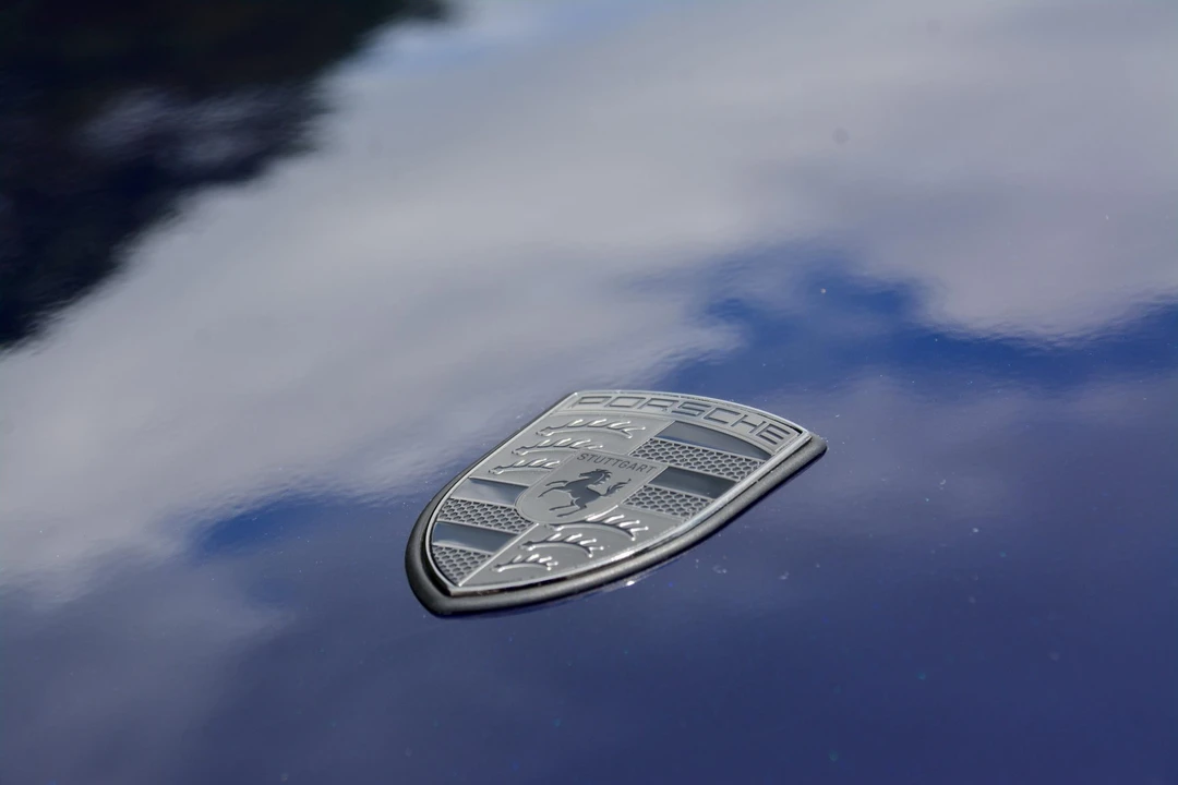 1999 Porsche 996 Carrera - Image 22 of 31