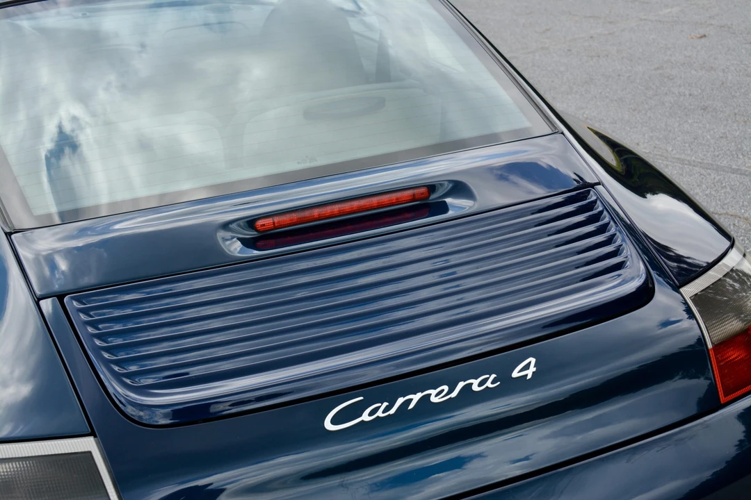 1999 Porsche 996 Carrera - Image 16 of 31