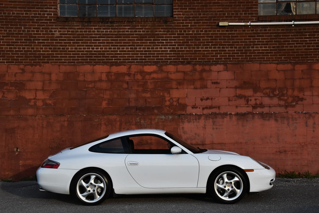 1999 Porsche 996 Carrera - Image 20 of 31