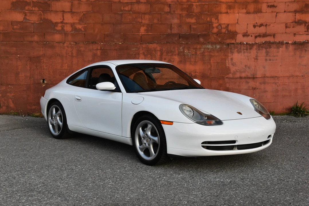 1999 Porsche 996 Carrera - Image 15 of 31