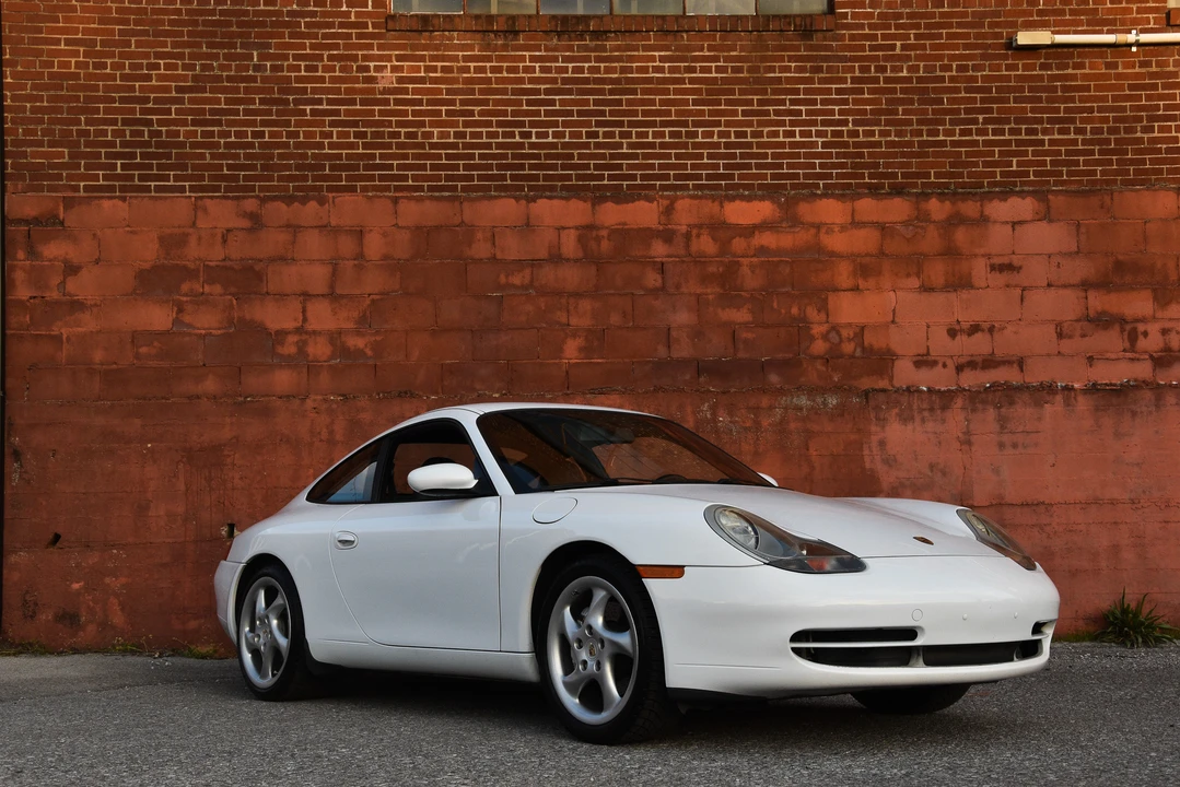 1999 Porsche 996 Carrera - Image 19 of 31