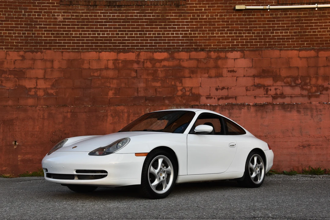 1999 Porsche 996 Carrera - Image 6 of 31