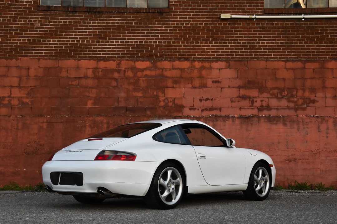 1999 Porsche 996 Carrera - Image 31 of 31
