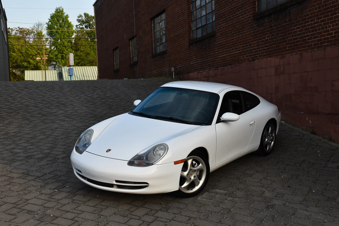 1999 Porsche 996 Carrera - Image 7 of 31