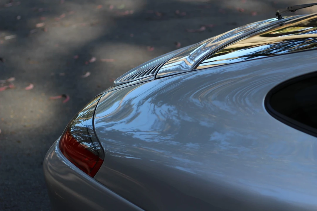 1999 Porsche 996 Carrera - Image 28 of 31