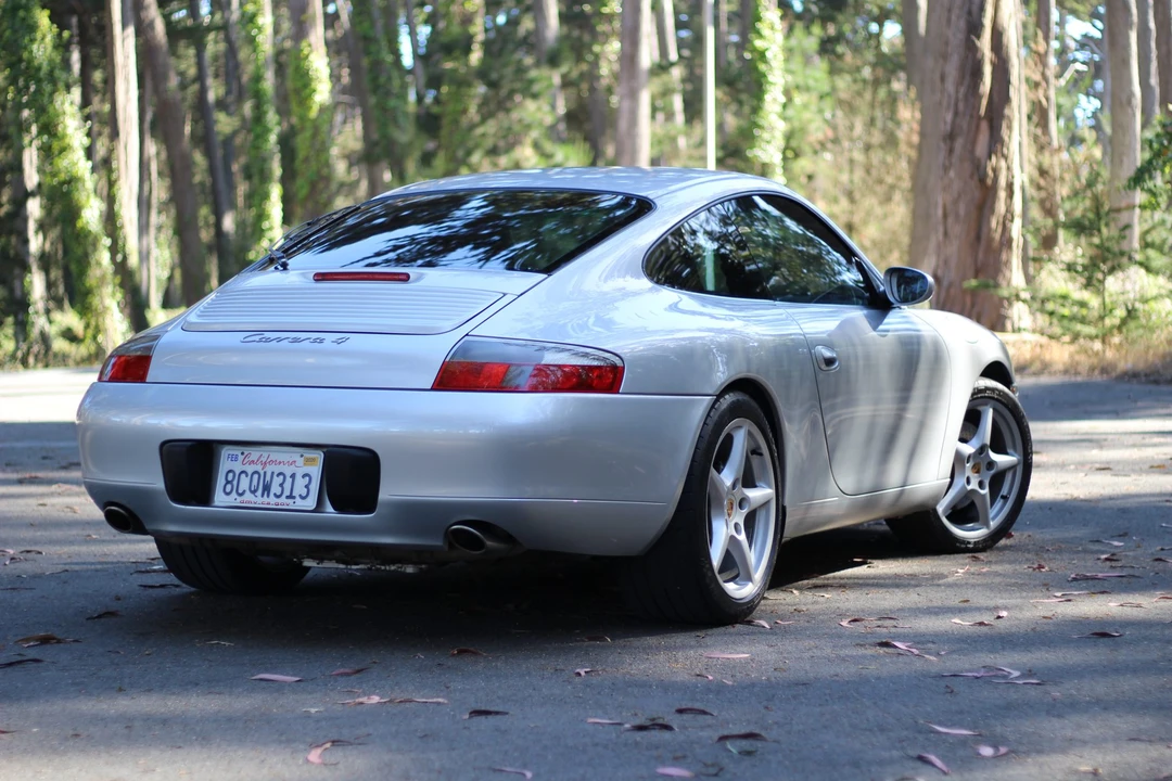 1999 Porsche 996 Carrera - Image 19 of 31