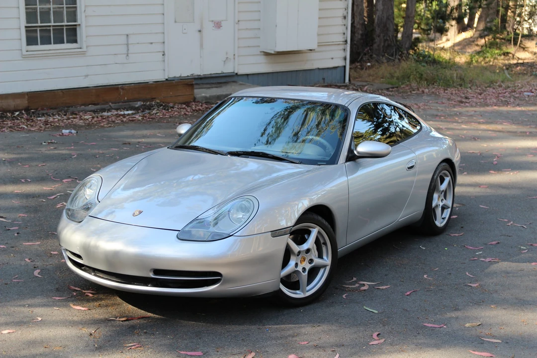 1999 Porsche 996 Carrera - Image 22 of 31