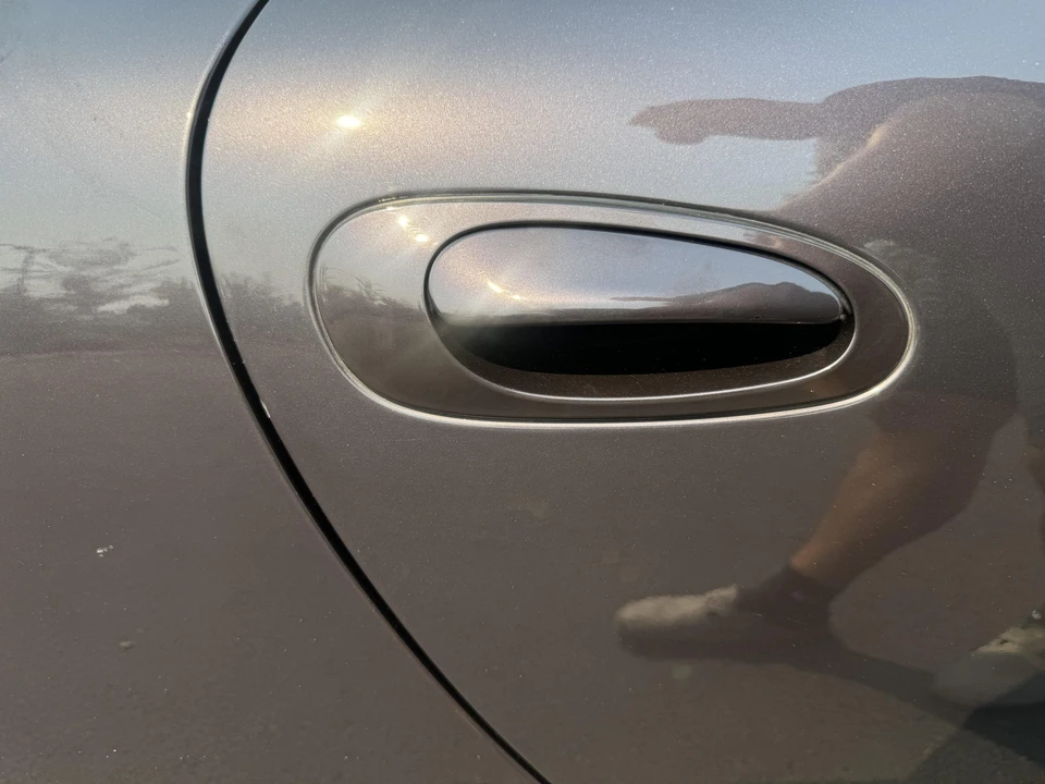 1999 Porsche 996 Carrera - Image 28 of 31