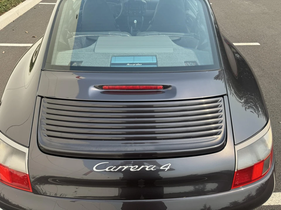 1999 Porsche 996 Carrera - Image 24 of 31