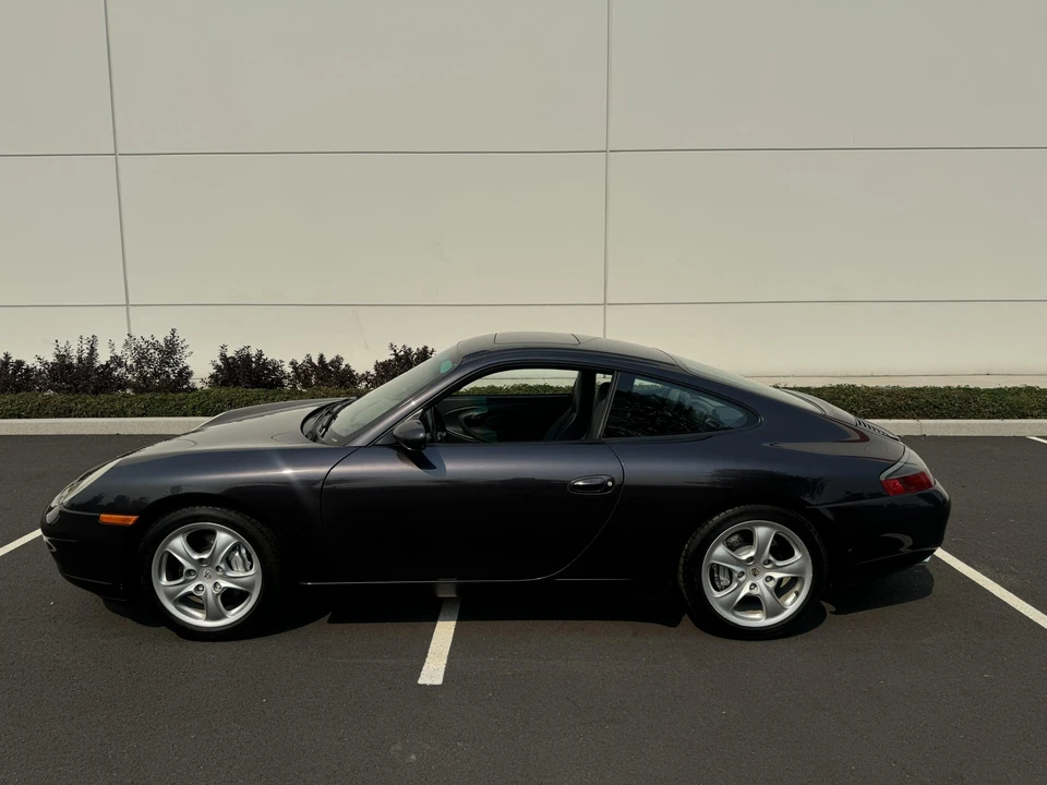 1999 Porsche 996 Carrera - Image 10 of 31