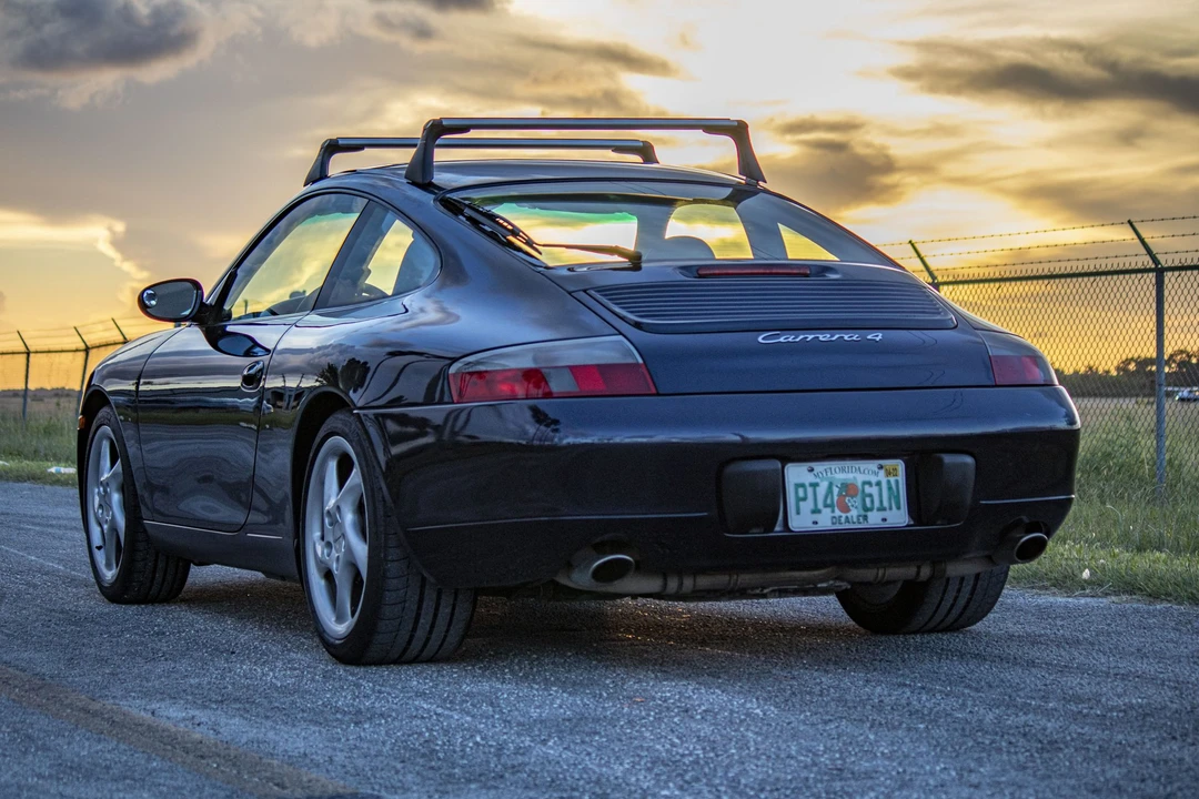 1999 Porsche 996 Carrera - Image 5 of 31