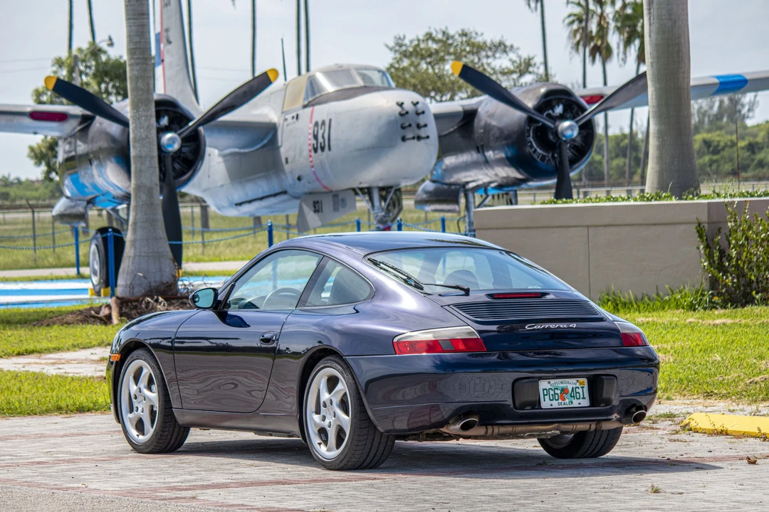 1999 Porsche 996 Carrera - Image 19 of 31