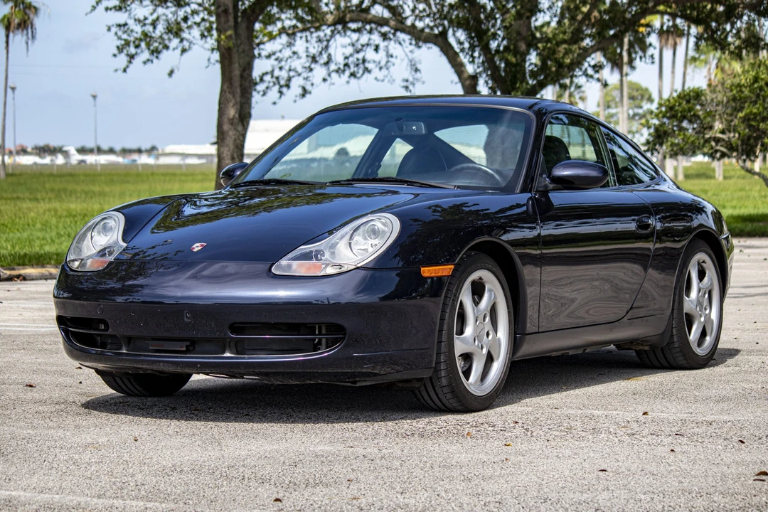 1999 Porsche 996 Carrera - Image 14 of 31