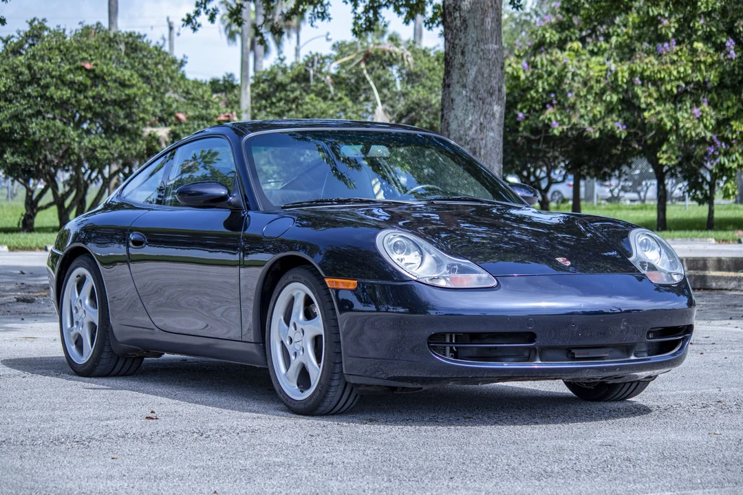 1999 Porsche 996 Carrera - Image 9 of 31