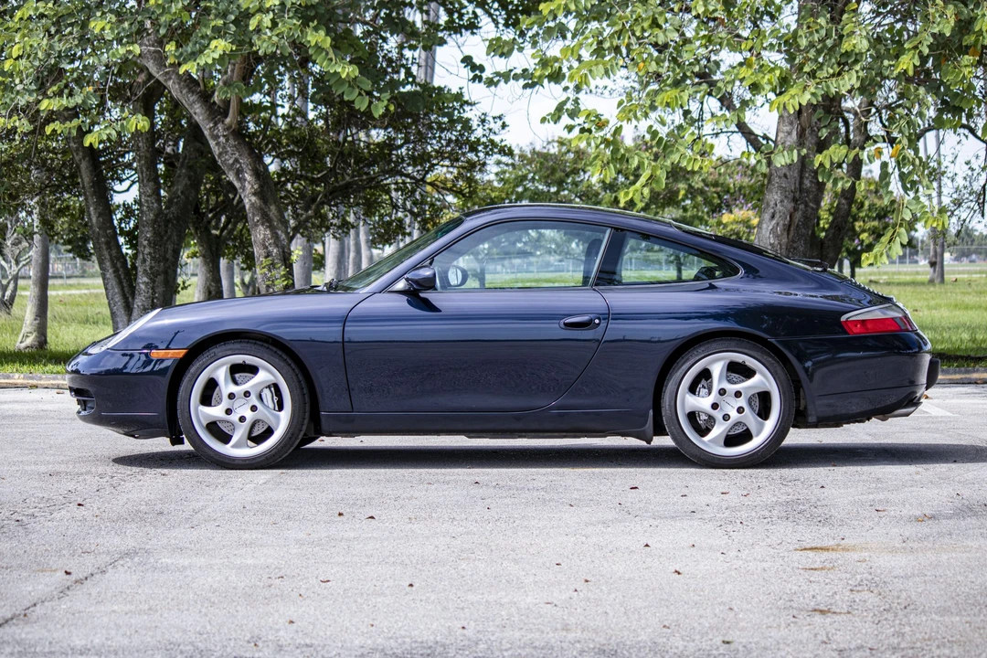 1999 Porsche 996 Carrera - Image 17 of 31
