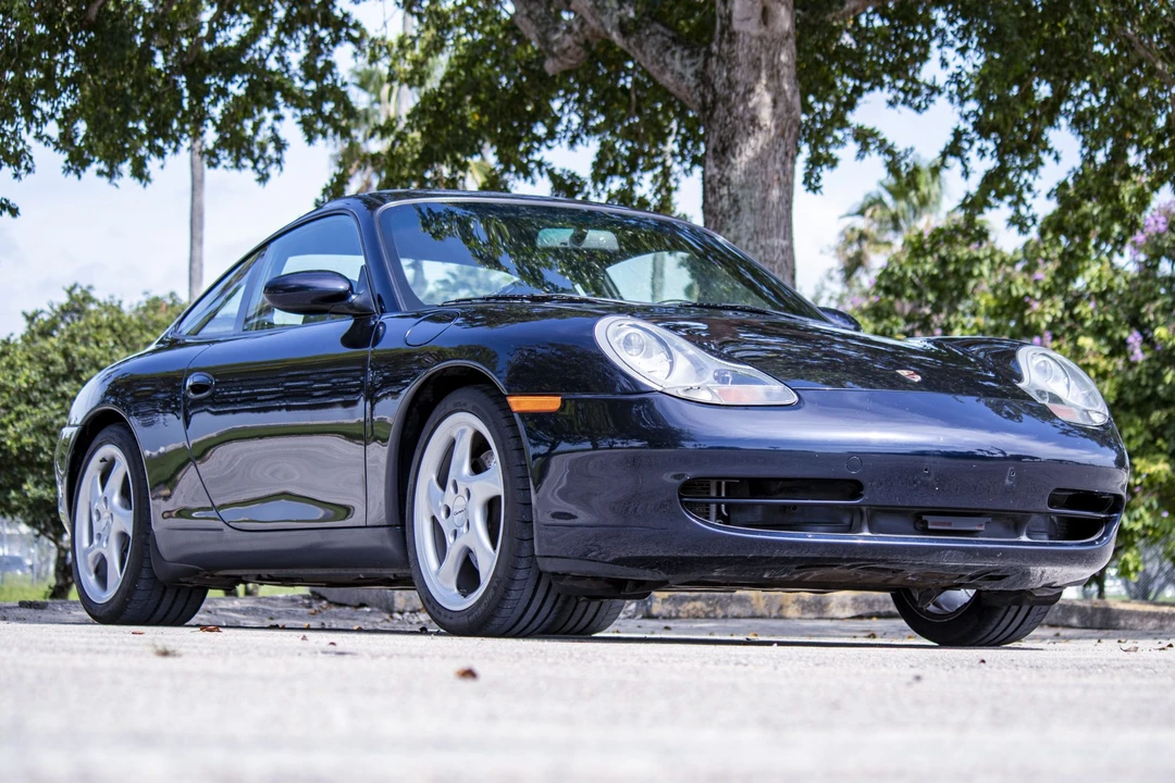 1999 Porsche 996 Carrera - Image 10 of 31