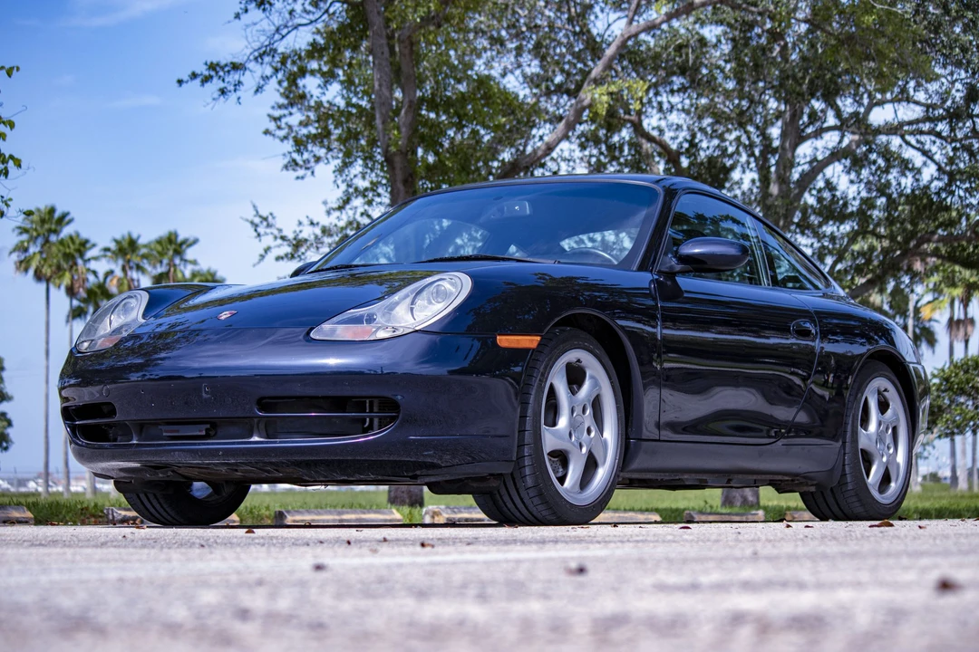 1999 Porsche 996 Carrera - Image 16 of 31