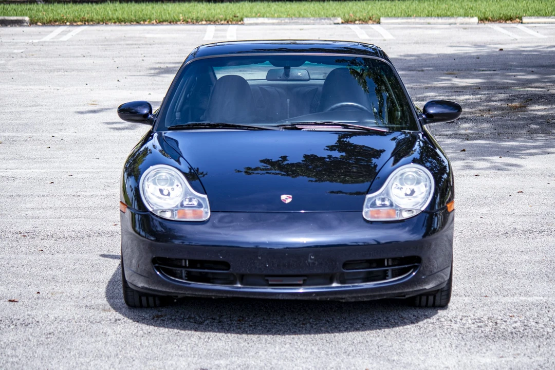 1999 Porsche 996 Carrera - Image 12 of 31
