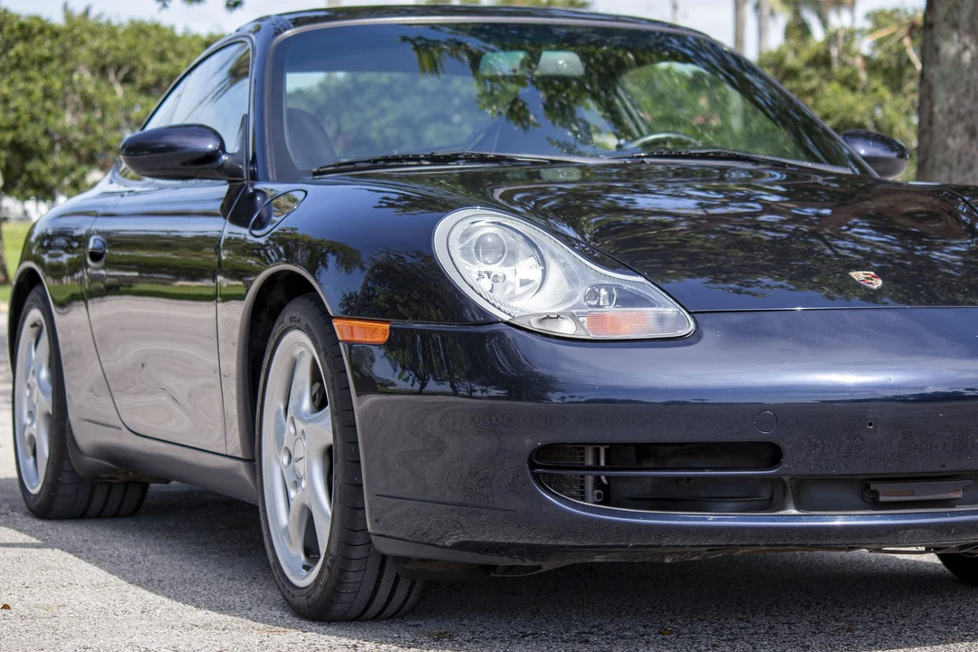 1999 Porsche 996 Carrera - Image 30 of 31