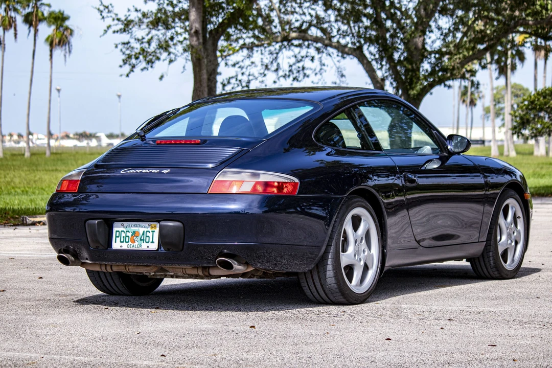 1999 Porsche 996 Carrera - Image 28 of 31